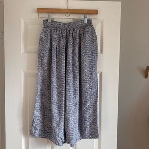 Abercrombie and Fitch Capri Goucho Pants